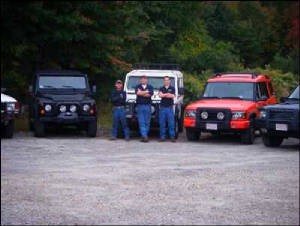 independent land rover technicians of Massachusetts standing by their work