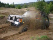 LandRoverRepairbuildingpics/whatablast.jpg